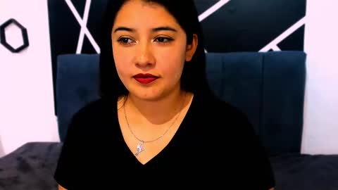 Adeline online show from November 13, 2025, 11:25 pm