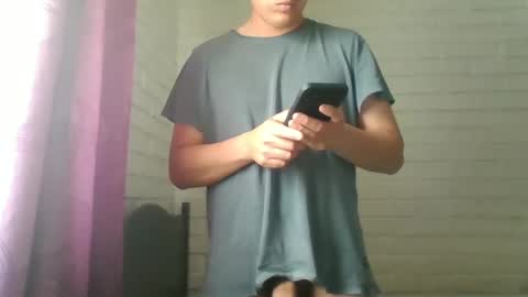 x_andrescam online show from November 3, 2025, 5:03 pm