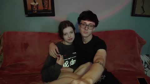 Philipp and Este online show from September 24, 2025, 2:20 pm