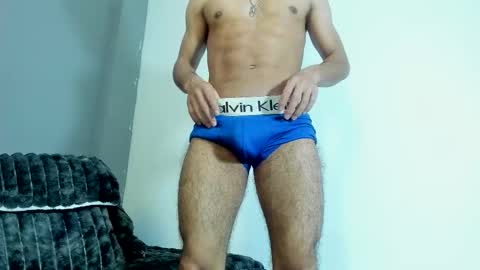 Snapshot of x_harold_x chatting on November 10, 2025, 7:18 am Harold online show from November 10, 2025, 7:18 am