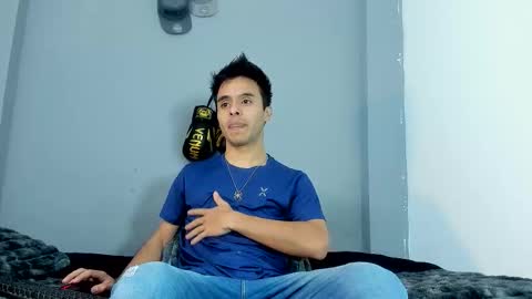 Snapshot of x_harold_x chatting on December 3, 2025, 7:45 pm Harold online show from December 3, 2025, 7:45 pm