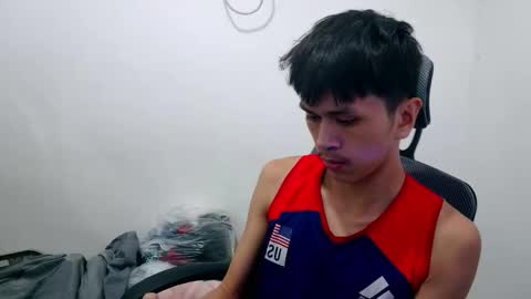 Snapshot of x_kael chatting on January 7, 2026, 7:27 pm KAEL online show from January 7, 2026, 7:27 pm