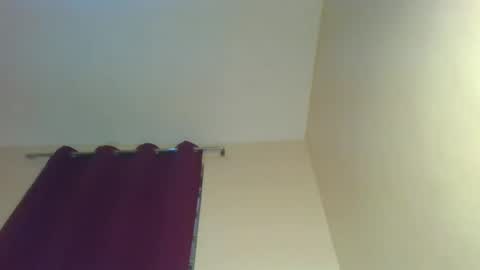 X melanine online show from January 12, 2026, 12:32 pm