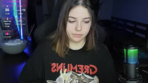 LOVE NERDS ONLY online show from November 27, 2025, 2:46 am