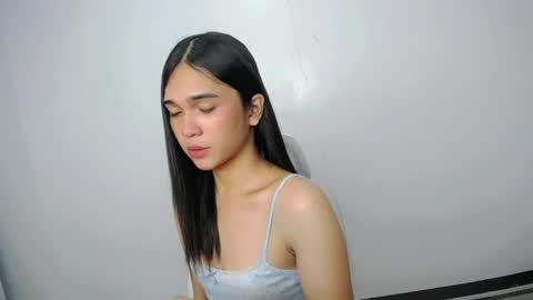 Snapshot of xairah_doux chatting on May 16, 2026, 12:07 am xairah_doux online show from May 16, 2026, 12:07 am
