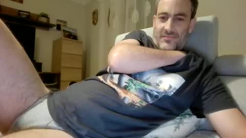 Snapshot of xalegarmax chatting on March 31, 2026, 10:21 pm xalegarmax online show from March 31, 2026, 10:21 pm