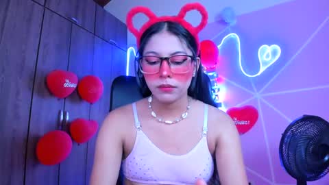 XALLYSONX online show from February 20, 2025, 11:20 am