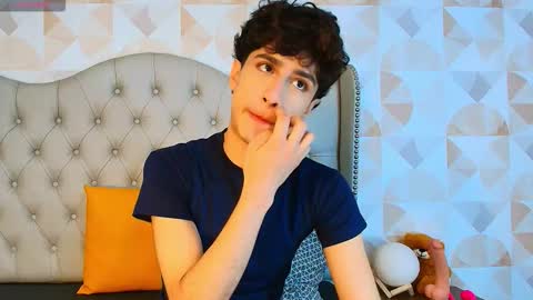 xam_collen online show from October 22, 2025, 2:39 pm