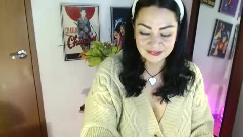 XAMARA1124 online show from January 5, 2025, 9:47 pm