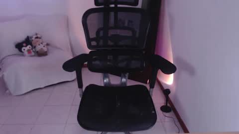 xambar_22x online show from April 22, 2026, 4:41 pm