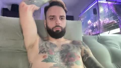 xamrelgneal online show from October 11, 2025, 1:53 pm