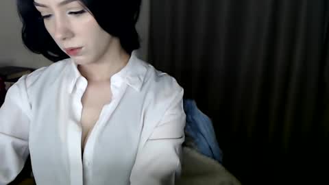 xan_ex online show from November 24, 2025, 2:11 am