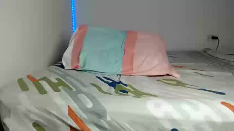 Xander online show from October 15, 2025, 11:27 pm