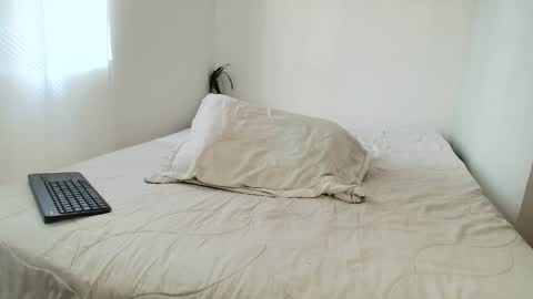 Snapshot of xander743 chatting on February 11, 2026, 6:57 pm Xander online show from February 11, 2026, 6:57 pm