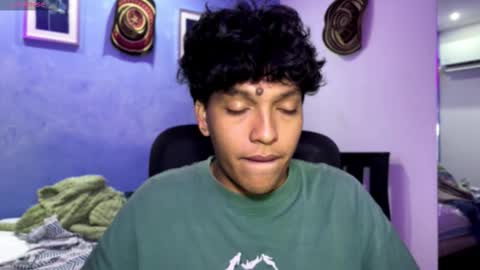 Snapshot of xander_bonnet1 chatting on November 29, 2025, 3:48 pm Xander bonnet online show from November 29, 2025, 3:48 pm