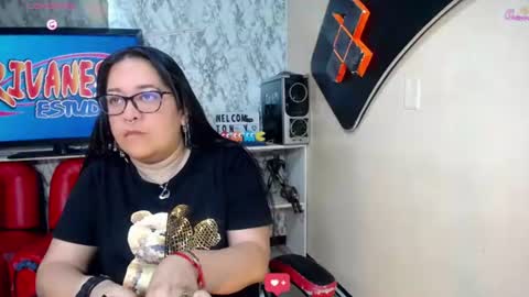 xander_taylor_ online show from June 17, 2026, 3:20 am