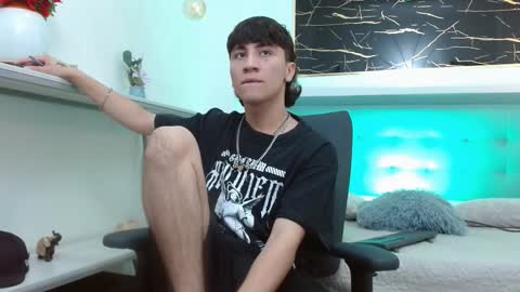 xandergrey8 online show from February 4, 2026, 7:53 pm