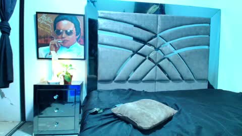 Xanderstone online show from May 28, 2026, 1:36 am