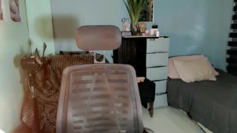 ANGEL online show from December 2, 2025, 12:27 am