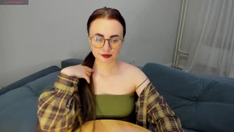 Alice online show from April 21, 2026, 3:39 pm