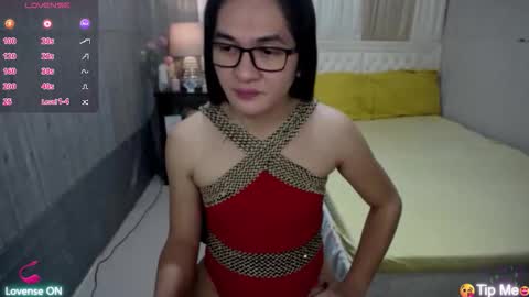 xasiantrnaslover online show from November 7, 2025, 11:38 pm