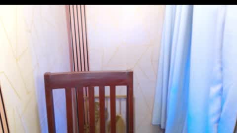 Blaire online show from November 19, 2025, 10:32 pm