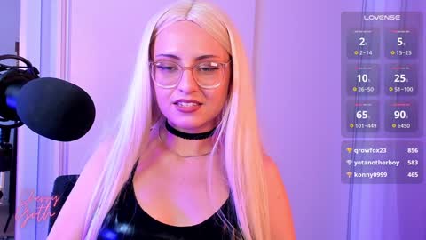 Snapshot of xcherrygoth chatting on December 17, 2024, 7:15 pm Cherry Goth online show from December 17, 2024, 7:15 pm