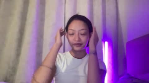 Sachi Cy online show from October 31, 2025, 8:32 pm