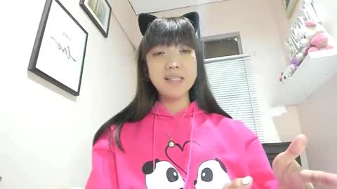 xdreamangel online show from October 26, 2025, 3:34 am