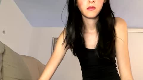 xenadreamx online show from March 16, 2026, 3:34 am