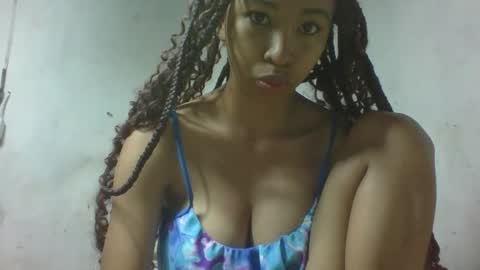 xenna610827 online show from February 23, 2026, 6:44 am