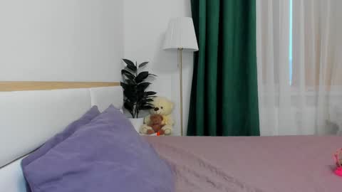 xf33tx online show from January 23, 2025, 7:32 am