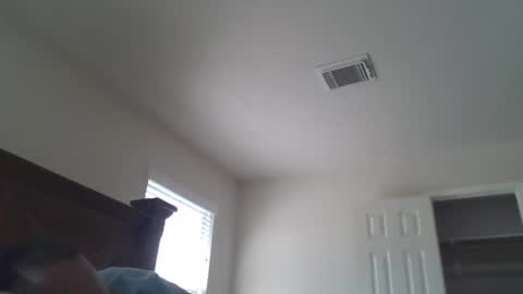 xfunsun online show from October 15, 2025, 4:07 pm