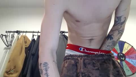 xgoonxmasterx online show from April 22, 2026, 3:20 am