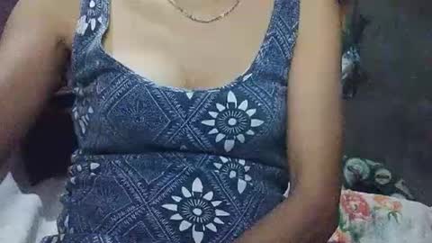 xhotskinny69x online show from January 27, 2025, 7:24 pm