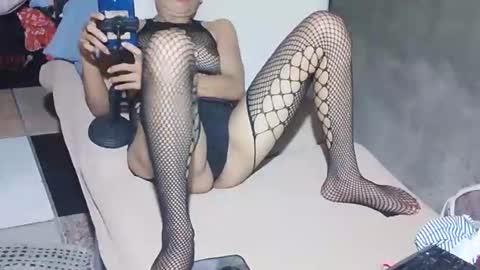 xhotskinny69x online show from September 30, 2025, 8:30 am