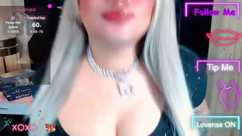 xHUGECOCKTILLCUMX online show from November 19, 2025, 1:22 pm