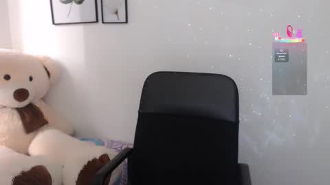 Xia online show from October 9, 2025, 8:18 pm