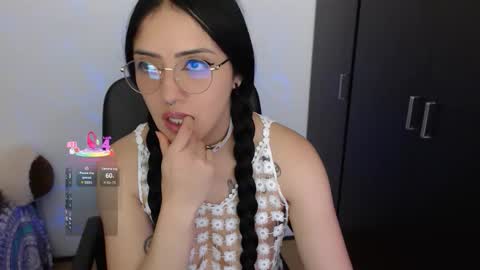 Xia online show from November 13, 2025, 10:30 pm