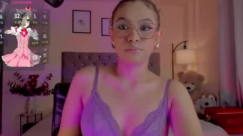 camila online show from November 6, 2025, 8:21 pm