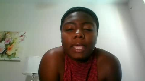 Snapshot of ximora212 chatting on June 13, 2026, 2:15 pm Ximora online show from June 13, 2026, 2:15 pm