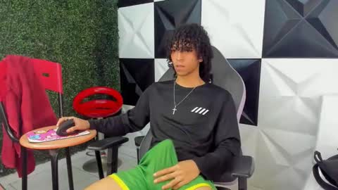 xion_ez online show from April 9, 2026, 7:19 pm