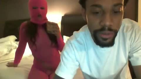 OmgItsSoFuckingBig online show from November 21, 2025, 4:44 am