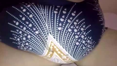 Snapshot of xjuicytits chatting on February 18, 2026, 3:24 am xjuicytits online show from February 18, 2026, 3:24 am