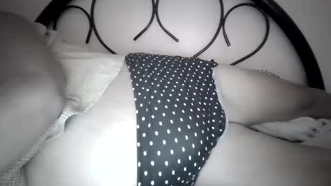 Snapshot of xjuicytits chatting on February 19, 2026, 1:12 am xjuicytits online show from February 19, 2026, 1:12 am