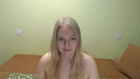 Snapshot of xjuliettexx chatting on April 8, 2026, 11:32 am Julia online show from April 8, 2026, 11:32 am