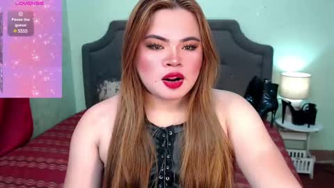 Snapshot of xkaytlyn_whitexx chatting on January 17, 2025, 5:11 am Seductive Kaylyn   online show from January 17, 2025, 5:11 am