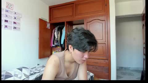 We are Lana. the one with short hair and vanessa girl with long hair online show from January 26, 2025, 7:09 pm