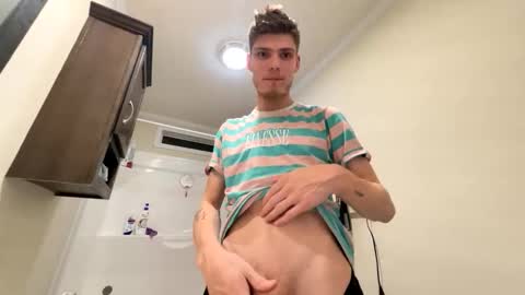 Snapshot of xlilj001 chatting on November 24, 2025, 1:16 am Jay Kaila online show from November 24, 2025, 1:16 am