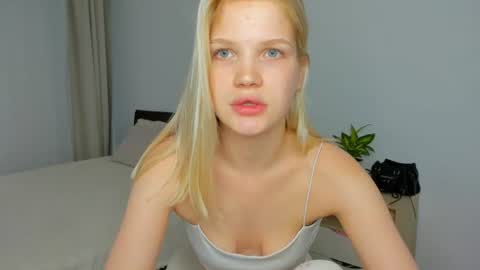 Chloe online show from June 23, 2026, 7:39 am